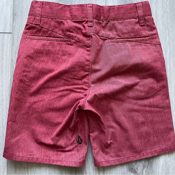 Volcom boys shorts size 6 - Picture 2 of 3